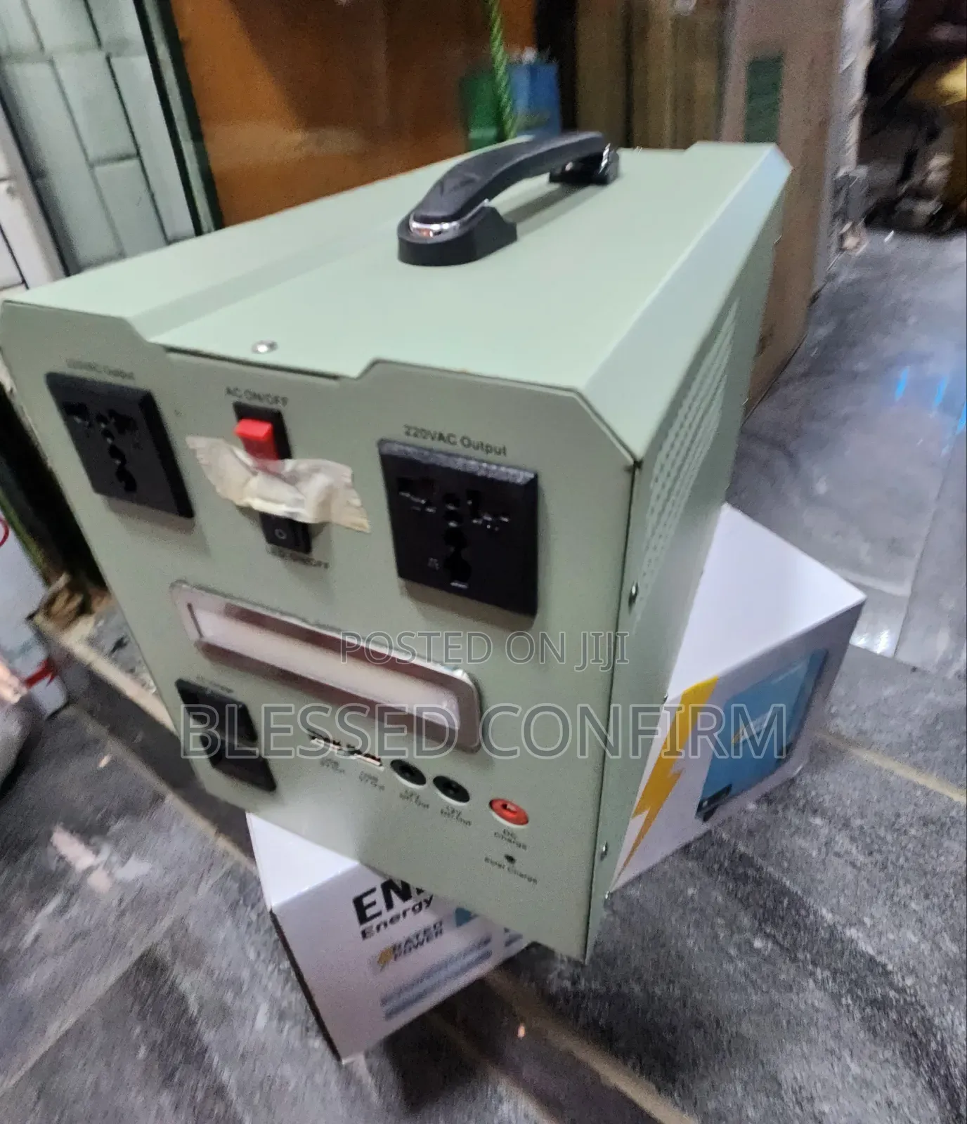 Powerful 1kva Hybrid Inverter Solar Power Generator With Solar Panel