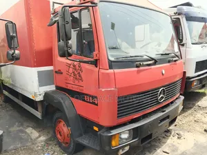 Mercedes Benz 814 Truck