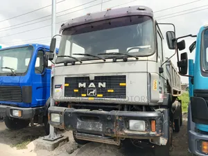 Mercedes Benz 26-372 Truck