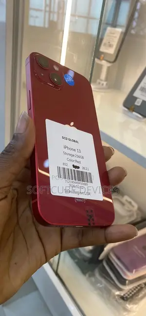 Apple iPhone 13 256 GB Red