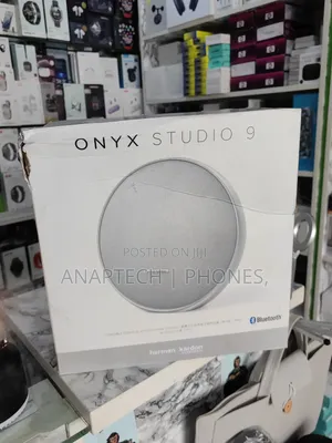 Onyx Studio 9 Harman Kardon Bluetooth Speaker