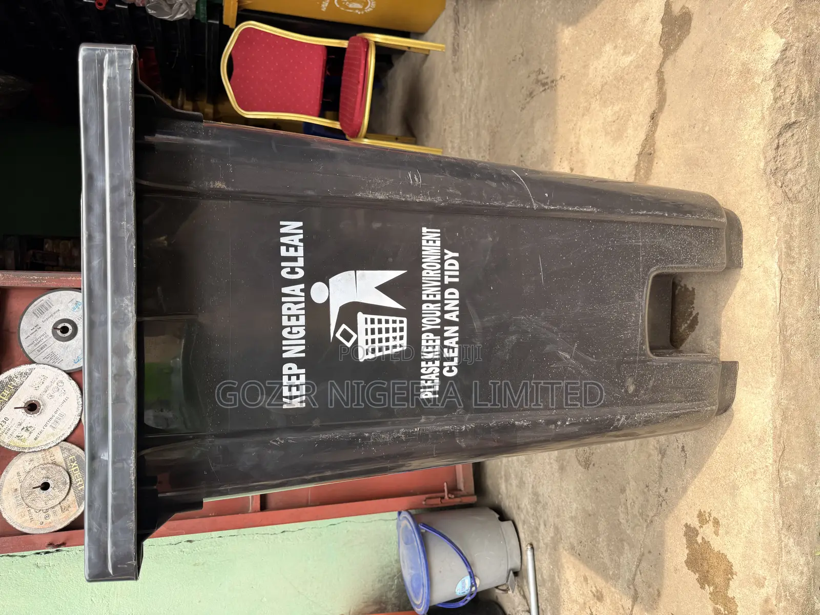 Dust Bin/Waste Bin 240litres