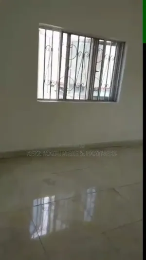 3bdrm Block of Flats in Close To Happybite, Rukpokwu for rent