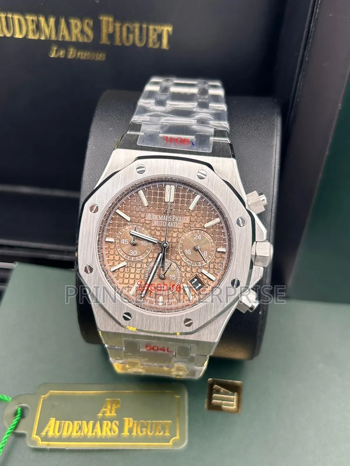 Patek Philippe Semi Chronograph 
P