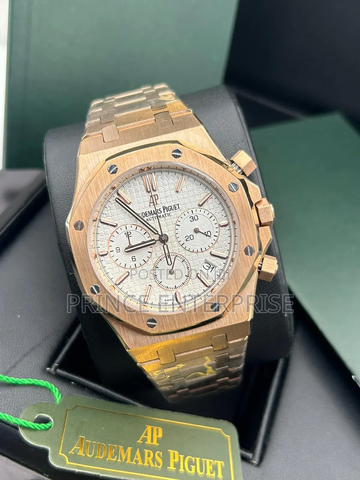 Patek Philippe Semi Chronograph 
P