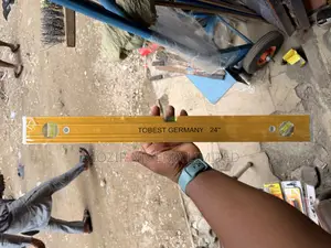 Plum / Spirit Level