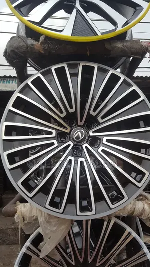 Is for 2012 and 2019 Lexus Es 350 Rim Size 18