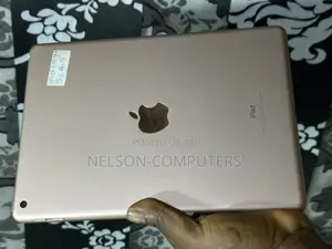 Apple iPad 9.7 32 GB Pink