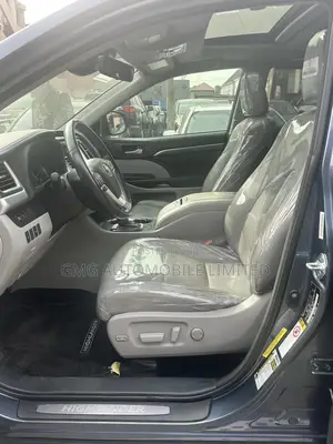 Toyota Highlander Limited 4x2 V6 (3.5L 6cyl 8A) 2017 Blue