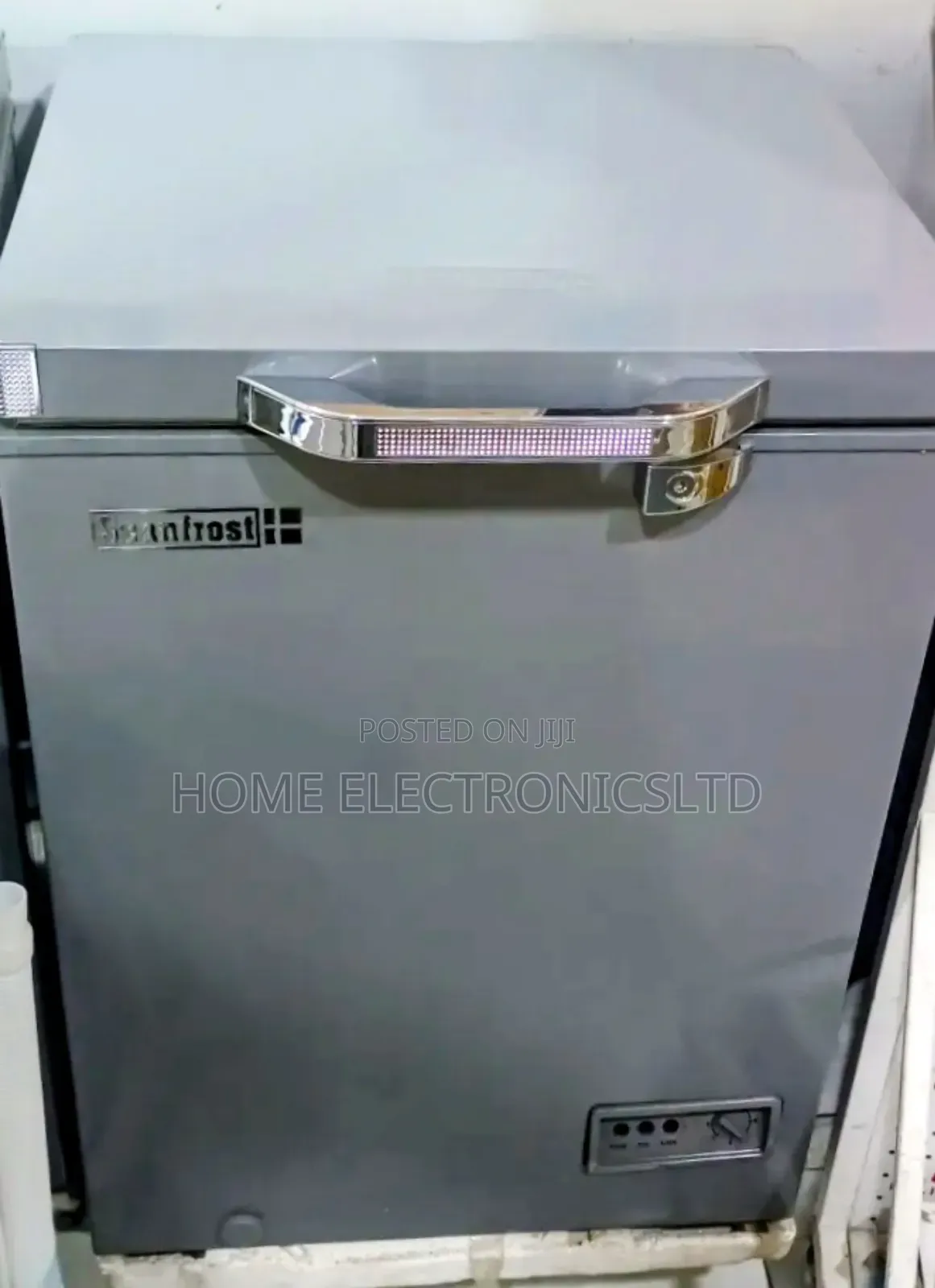 Scanfrost Chest Freezer 111 Liters