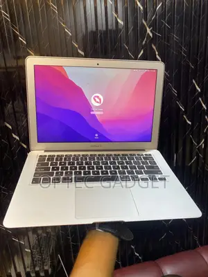 Laptop Apple MacBook Air 2017 8GB Intel Core i5 SSD 256GB