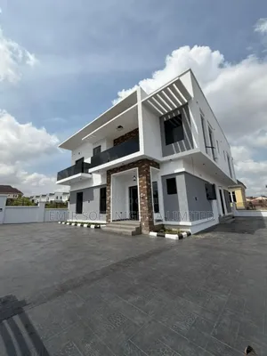 5bdrm Duplex in Legacy Estate, Akobo for sale