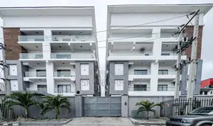 Luxury 2 Bedroom Shortlet – Lekki Phase 1 Right