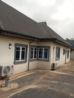 2bdrm Block of Flats in Unity Estate, Gberigbe for rent