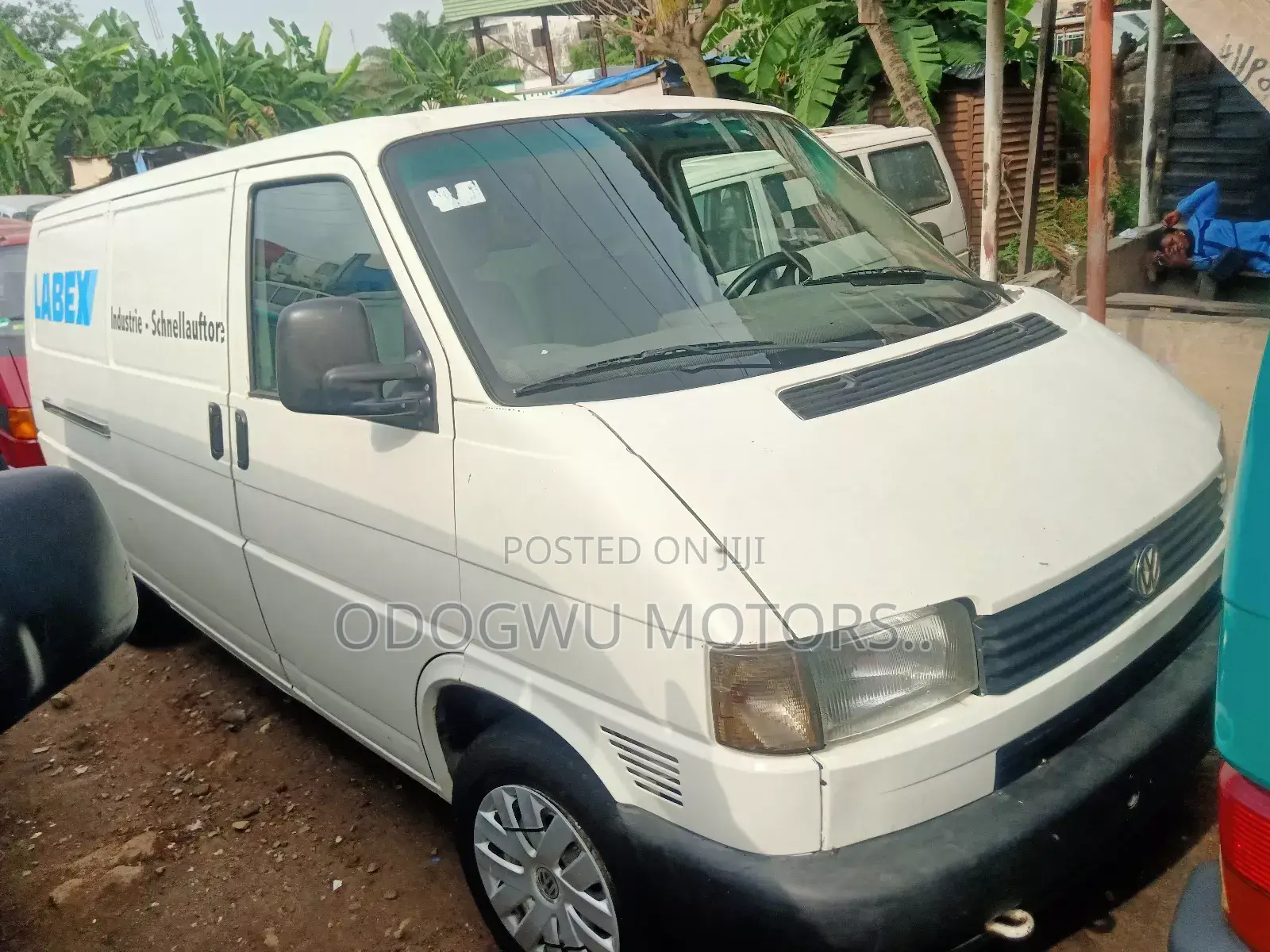 Volkswagen Transporter 2000 White