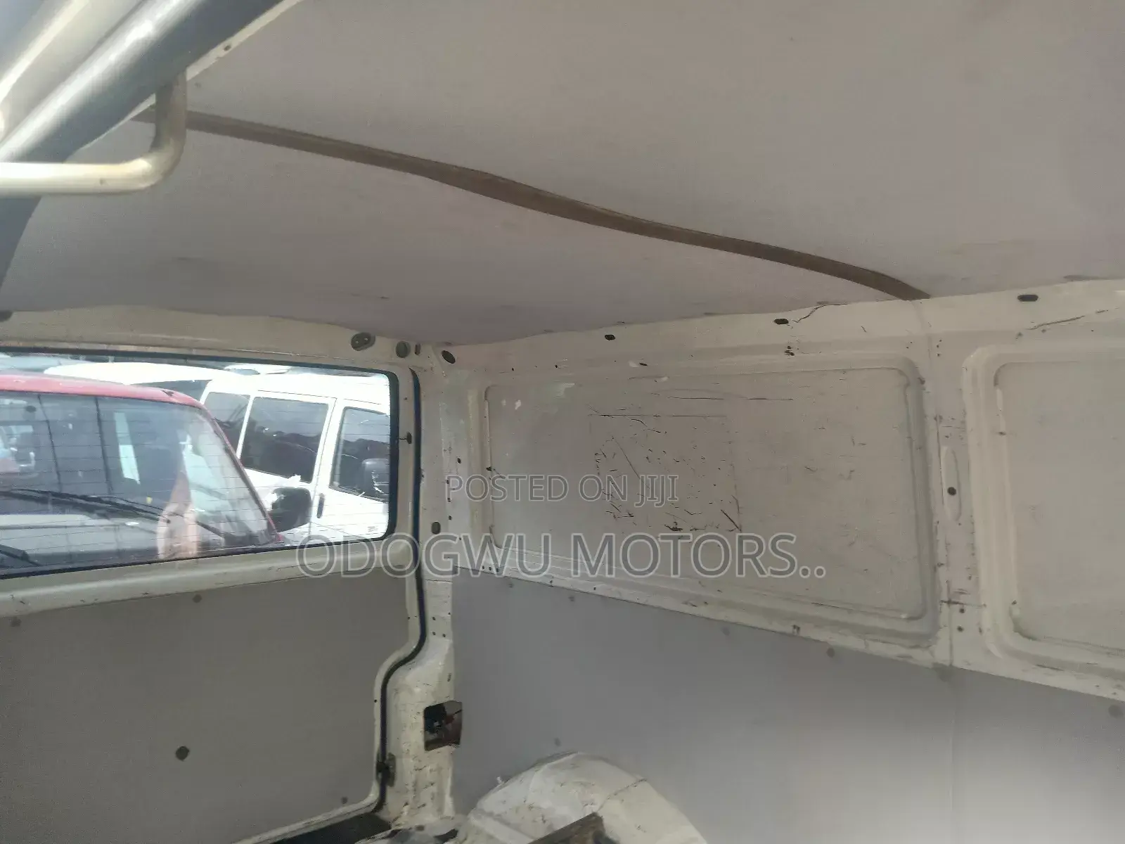 Volkswagen Transporter 2000 White