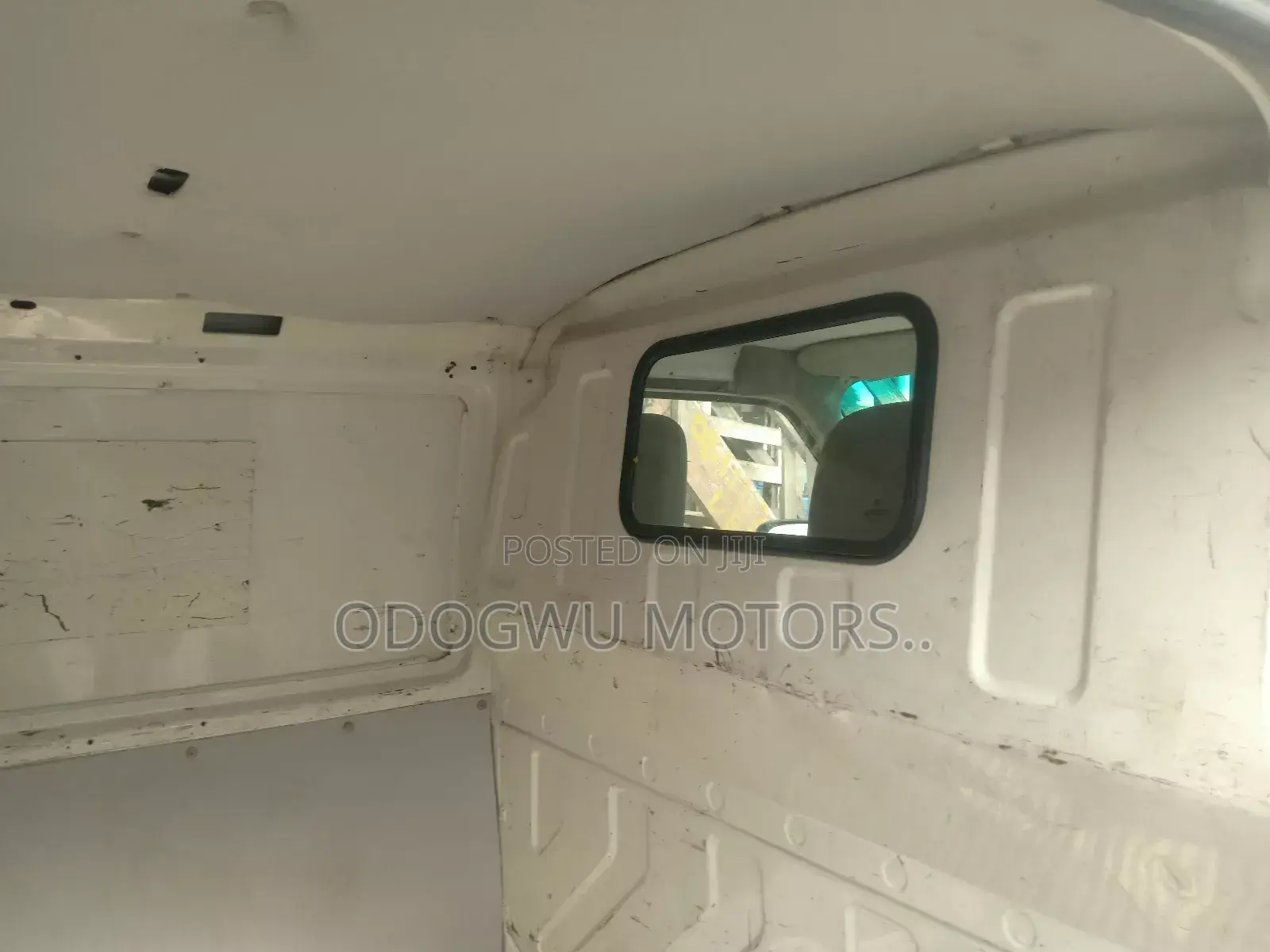 Volkswagen Transporter 2000 White