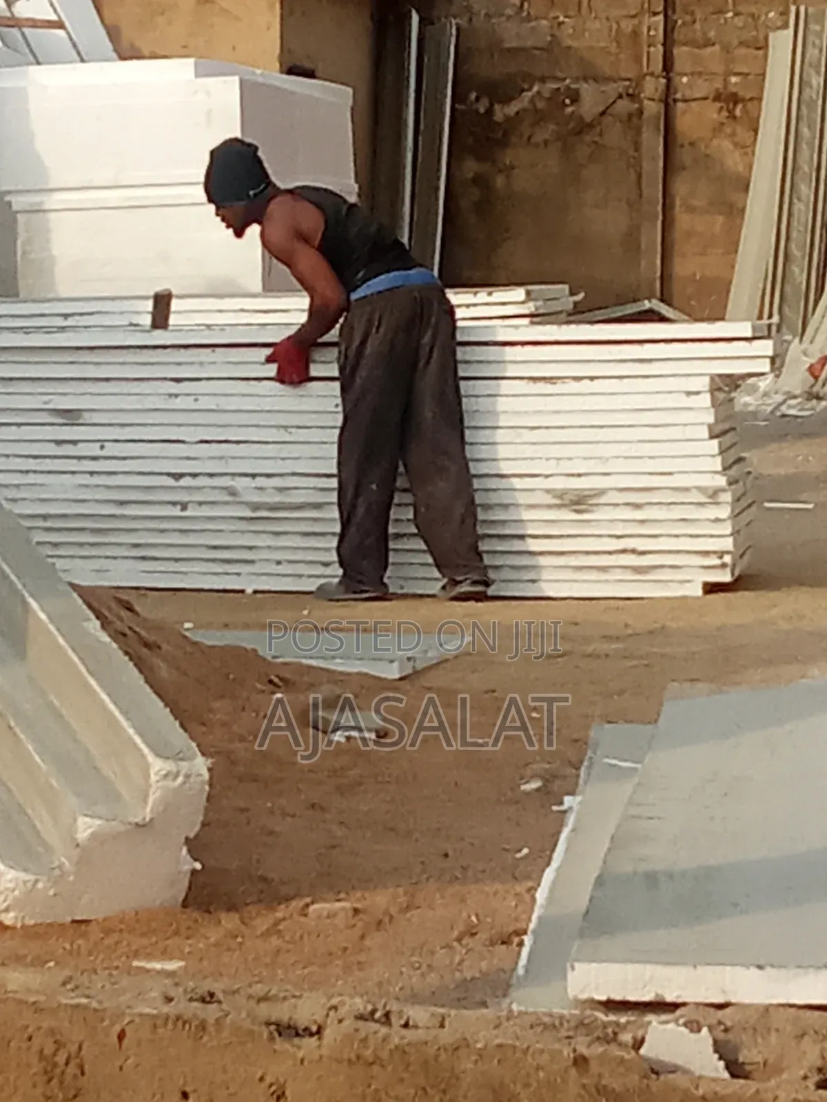Polystyrene Board and Parapet