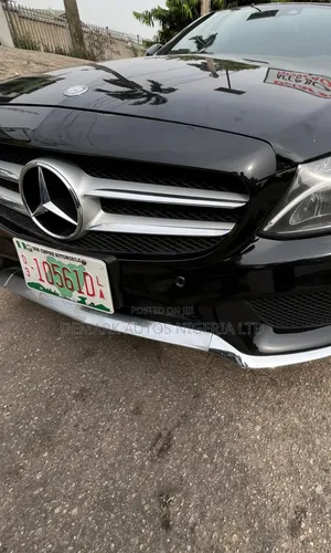 Mercedes-Benz C300 2015 Black