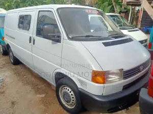 Volkswagen Transporter 2000 Blue