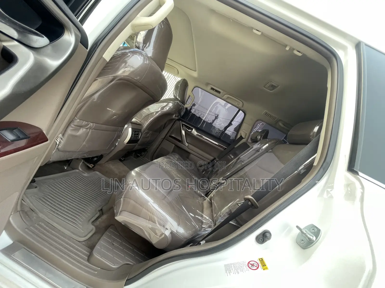 Lexus GX 460 Base 2016 White