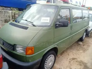 Volkswagen Transporter 2000 Green