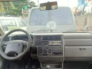 Volkswagen Transporter 2000 Green