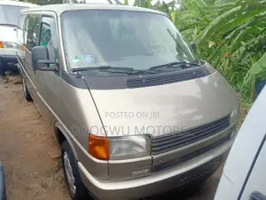 Volkswagen Transporter 2000 Grey