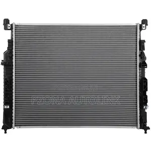 Radiator for Mercedes W164 R-Class, Ml350 Gl450 Ml500 Gl350 Gl550 R500