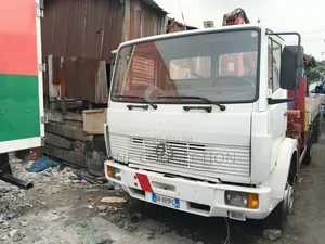 Mercedes 1114 Truck