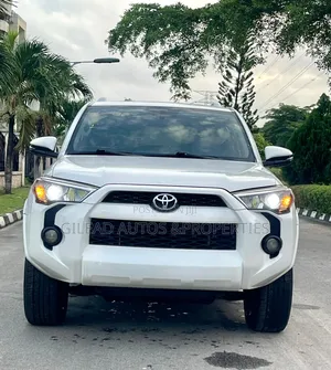 Toyota 4-Runner SR5 Premium 4dr SUV (4.0L 6cyl 5A) 2015 White