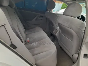 Toyota Camry LE 4dr Sedan (2.4L 4cyl 5A) 2007 White
