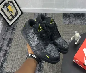 Original Air Jordan 1 Low Se Black Noir Elephant Sneakers