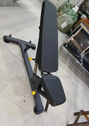 Inclined Commercial Bench