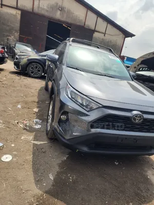 Toyota RAV4 2020 Gray
