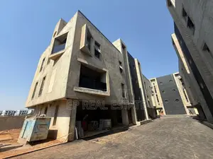 5bdrm Duplex in Maitama for sale