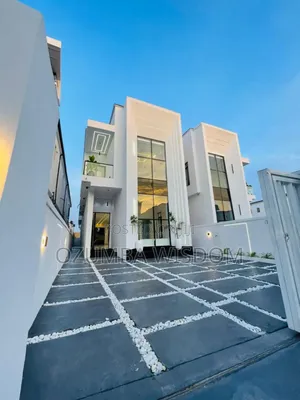 5bdrm Duplex in Peace Garden Estate for sale