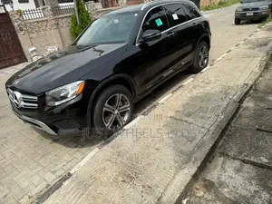 Mercedes-Benz GLC-Class 2016 Black