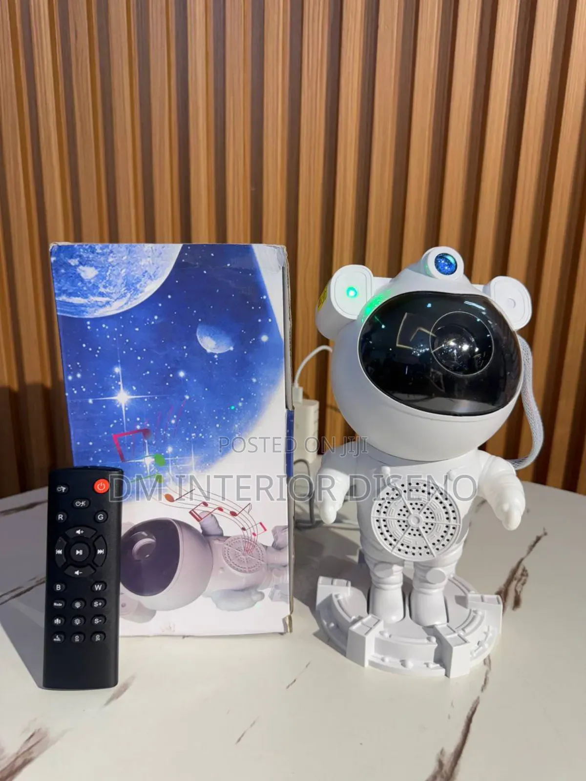 Astronaut Projector With Bluetooth Speaker