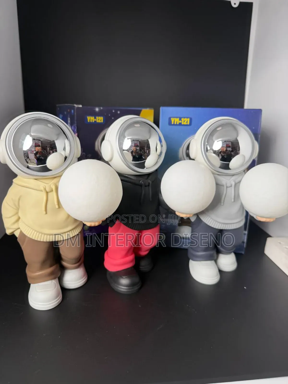 Astronaut Projector With Bluetooth Speaker