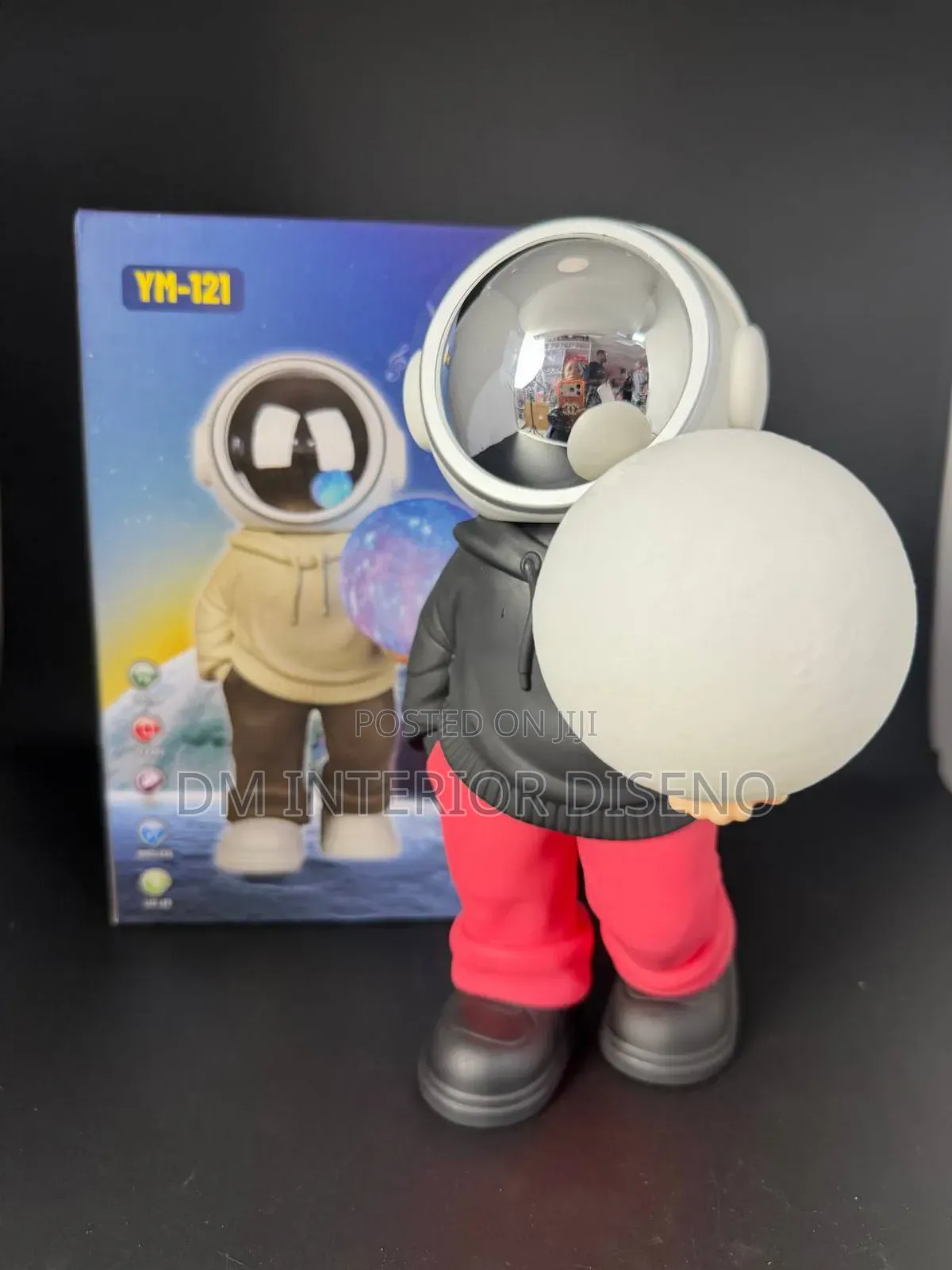 Astronaut Projector With Bluetooth Speaker