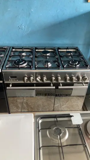 6 Burner Clean Industrial Gas Cooker