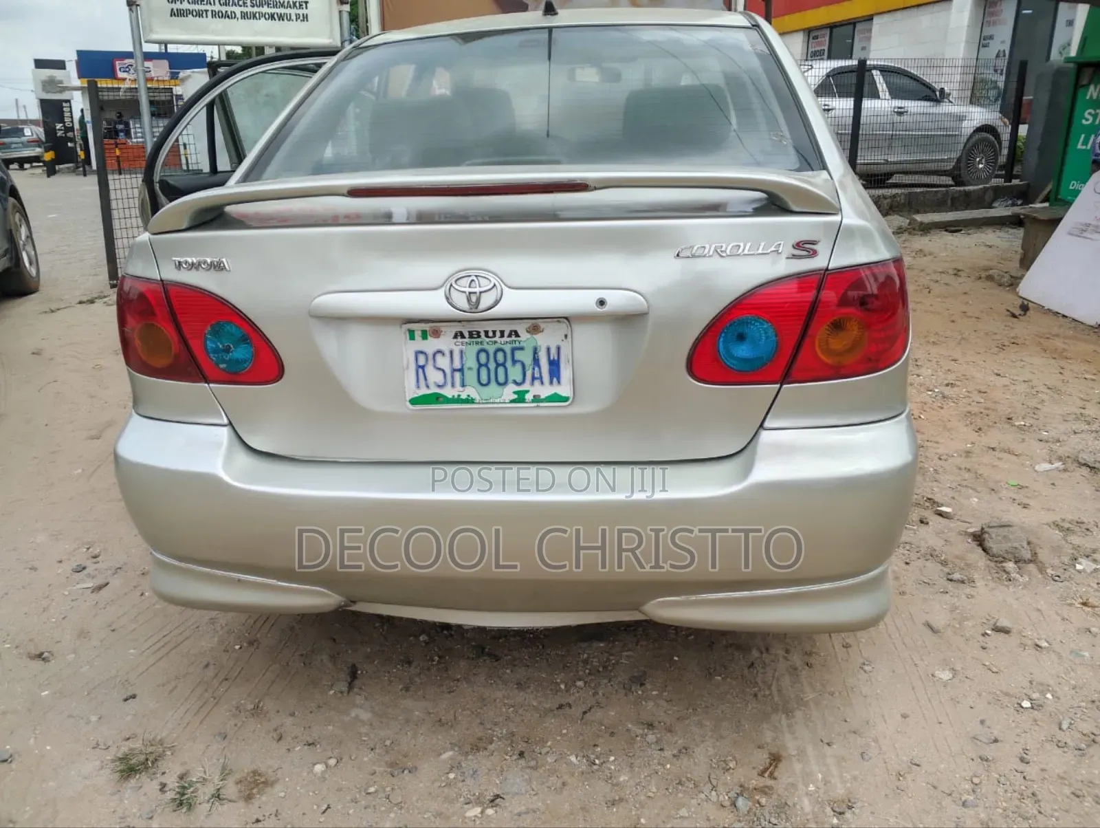 2004 Toyota Corolla LE