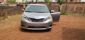 Toyota Sienna LE 7 Passenger 2011 Gray