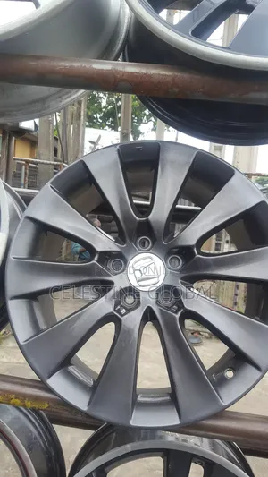 Is for 2007 and 2019 Ctosstour Honda V6 Rim Size