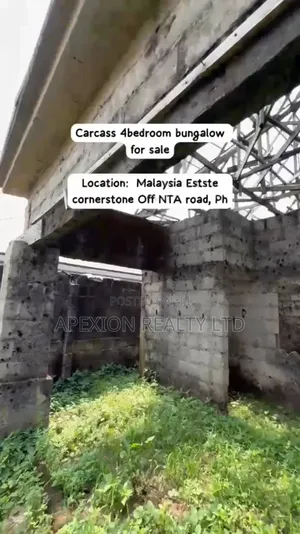 4bdrm Bungalow in Malaysia Estate, Uzoba for sale