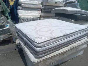 King Mattress 14inches Canada Used