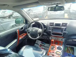 Toyota Highlander 2013 Green