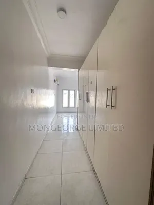3bdrm Apartment in Ikoyi S.W for rent