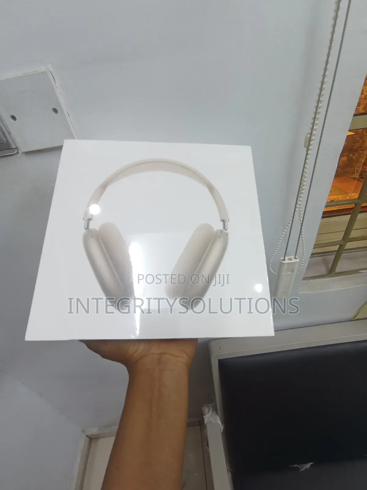 Airpods Max With Smart Case